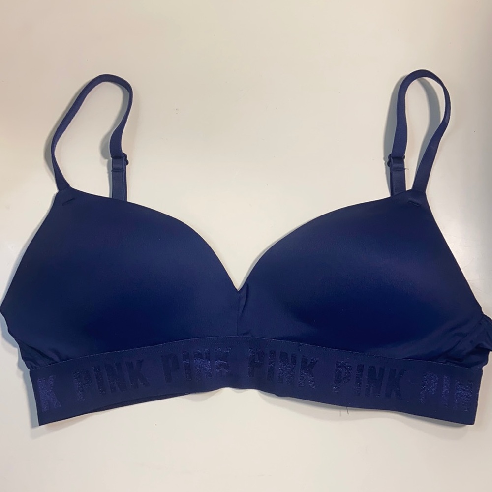 Victoria’s Secret PINK wireless push up bra